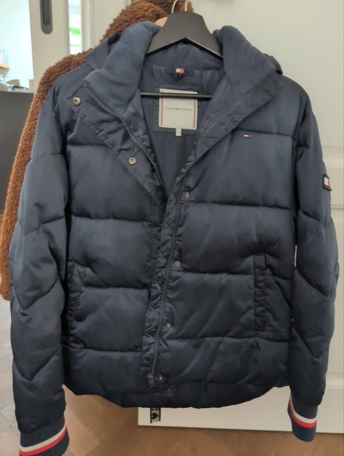 Tommy Hilfiger Puffer Jas - Maat 176 Donkerblauw, Blauw, Ophalen of Verzenden, Zo goed als nieuw, Maat 34 (XS) of kleiner