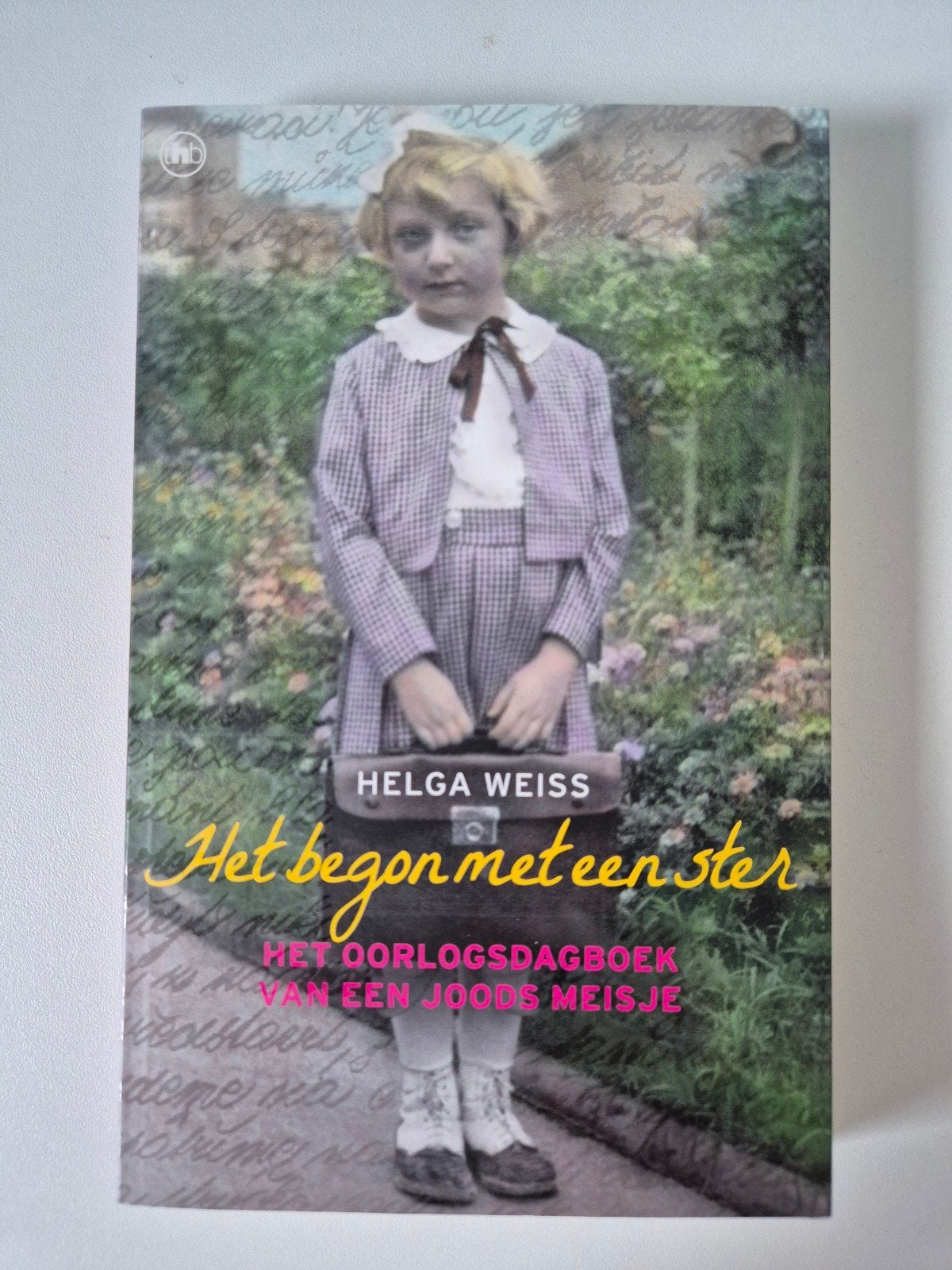 Helga Weiss - Het begon met een ster, Ophalen of Verzenden, Zo goed als nieuw, Helga Weiss