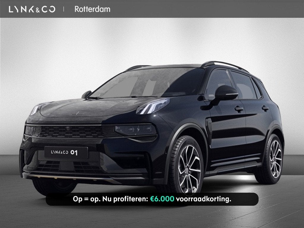 Lynk & Co 01 | CORE | GRATIS TREKHAAK | Achteruitrij camera, Auto's, Automaat, Stof, 1800 kg, Zwart