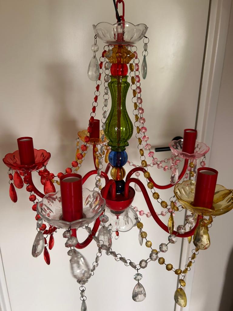 Kroonluchter van vrolijk plastic, Ophalen, Zo goed als nieuw, Kunststof