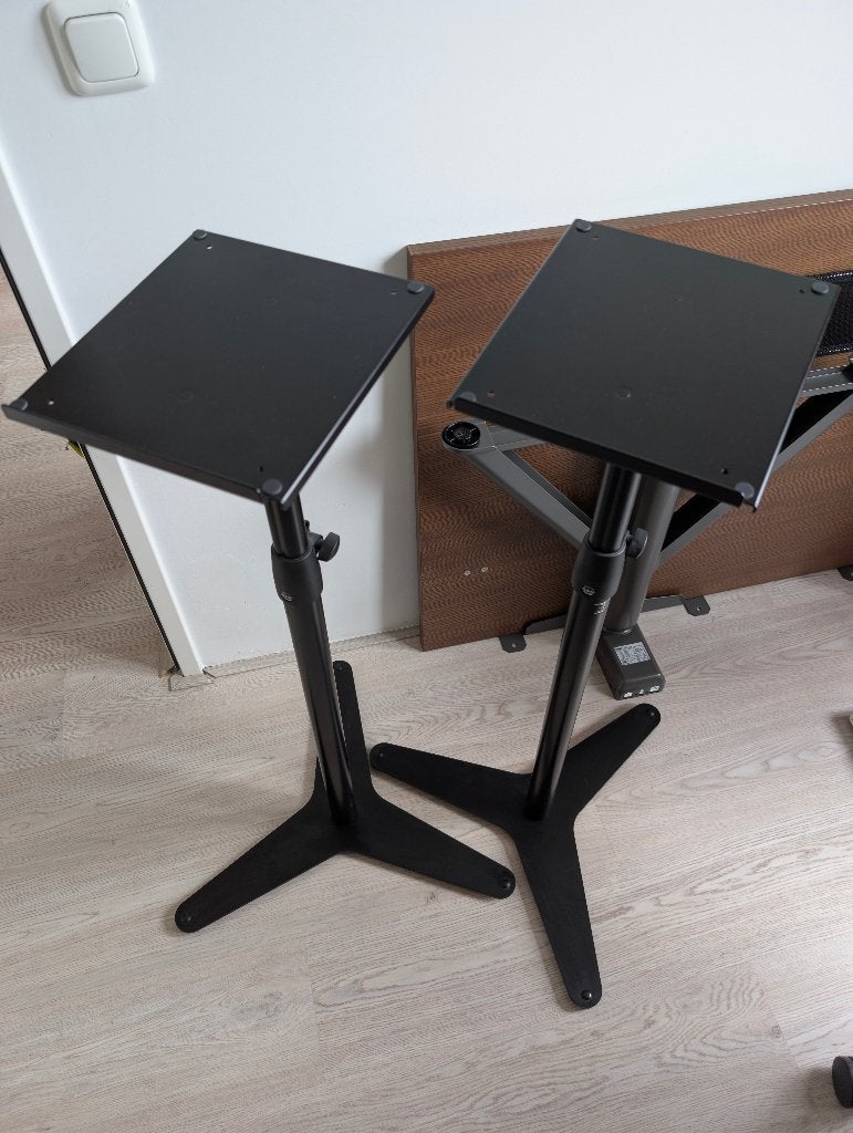 Konig & Mayer 26754 Monitor Standaard 2x, Ophalen, Zo goed als nieuw