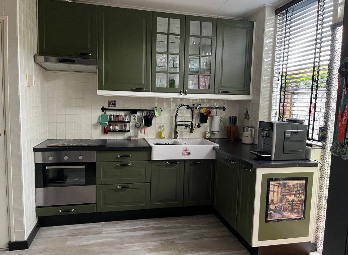 IKEA Keuken - Groen geverfd, incl. kookplaat en afzuigkap, Huis en Inrichting, Gebruikt, Hoekkeuken, Ophalen of Verzenden, Kunststof