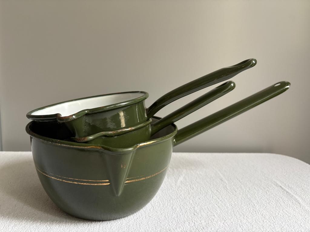 Set van 3 vintage emaille steelpannen donker groen, Antiek en Kunst, Antiek | Emaille, Ophalen of Verzenden