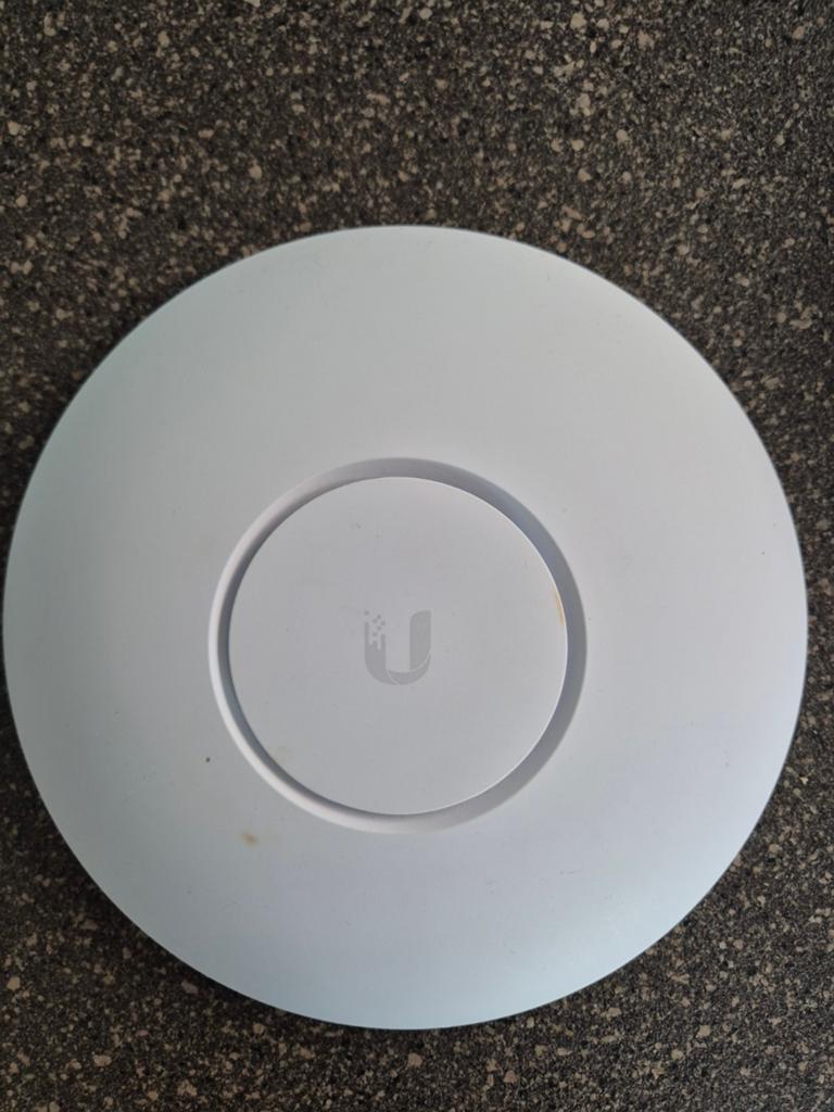 Ubiquiti UniFi AC Pro Access Point (UAP-AC-PRO), Ophalen