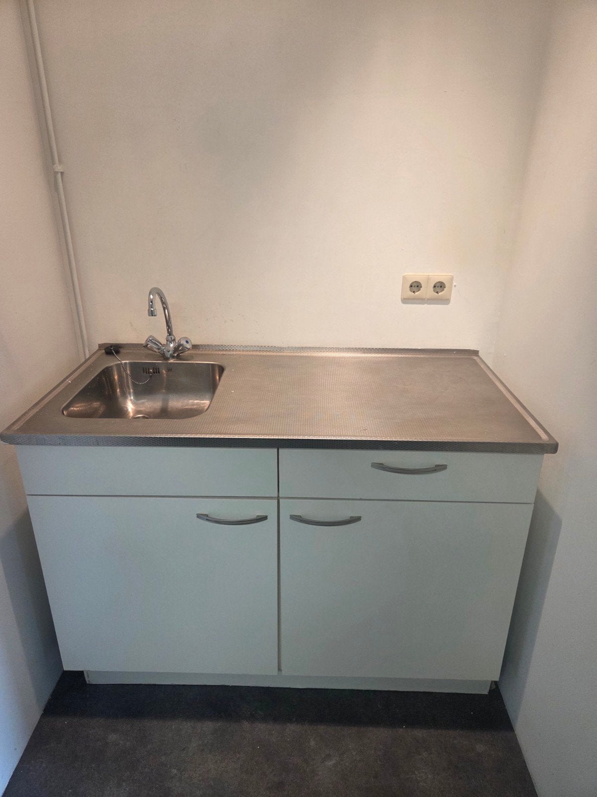 Keukenblok 122 cm met spoelbak en Close-in boiler, Ophalen, Gebruikt, Wit, Enkelwandige keuken