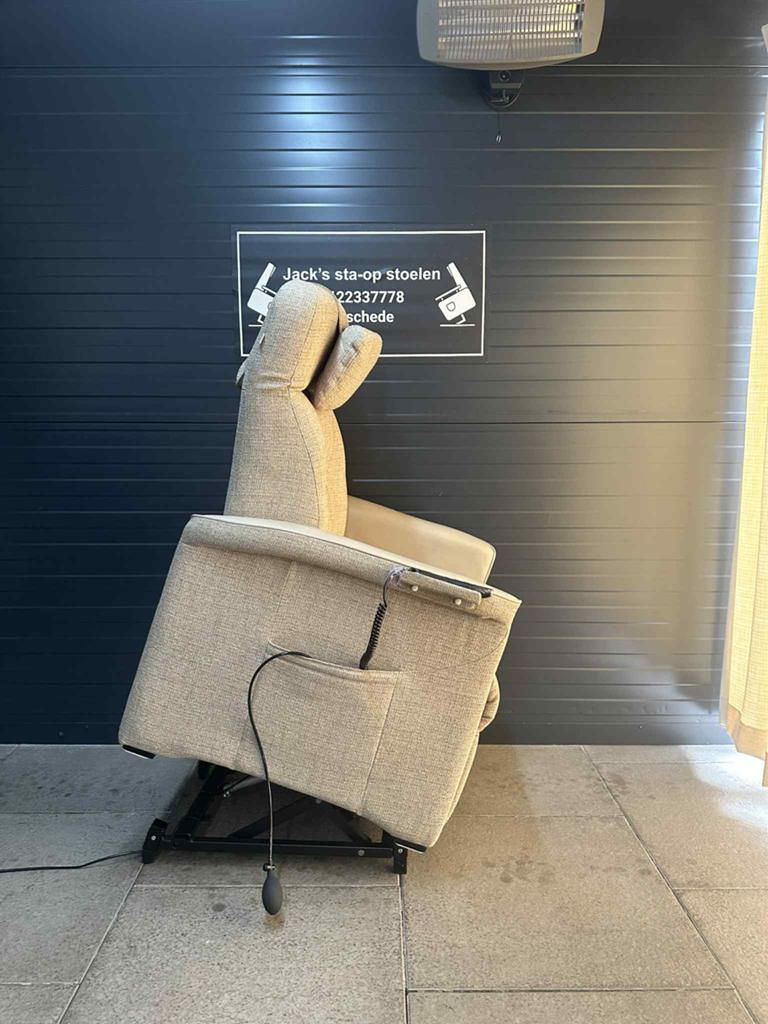 Sta op stoel, Minder dan 75 cm, Ophalen of Verzenden, Zo goed als nieuw, Stof