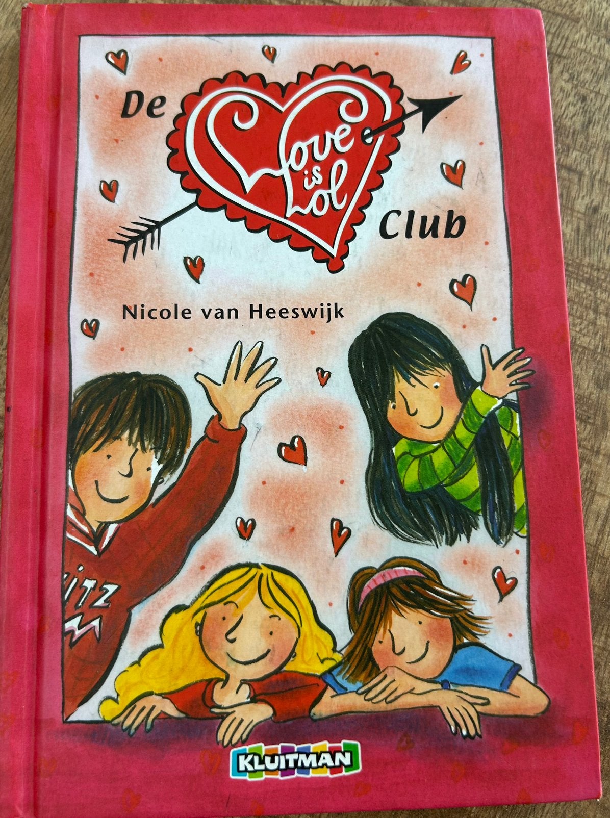De Love is Lol Club - Nicole van Heeswijk (Kluitman), Boeken, Ophalen of Verzenden, Gelezen
