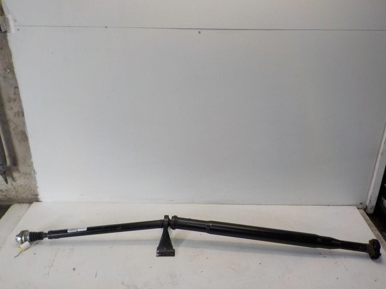 Aandrijfas Mercedes-Benz GLA, Onderdelen@venauto.nl, Van der Ven Autorecycling B.V., Gebruikt, Ettenseweg 76, 4706 PB Roosendaal, The Netherlands