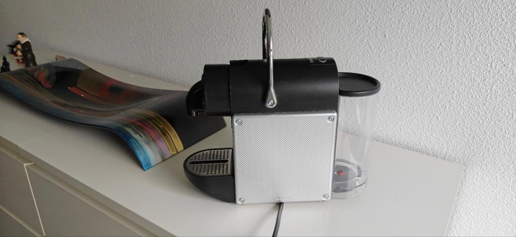 Nespresso Magimix Pixie Koffiecupmachine Zwart, Ophalen, Koffiemachine, Zo goed als nieuw, 1 kopje