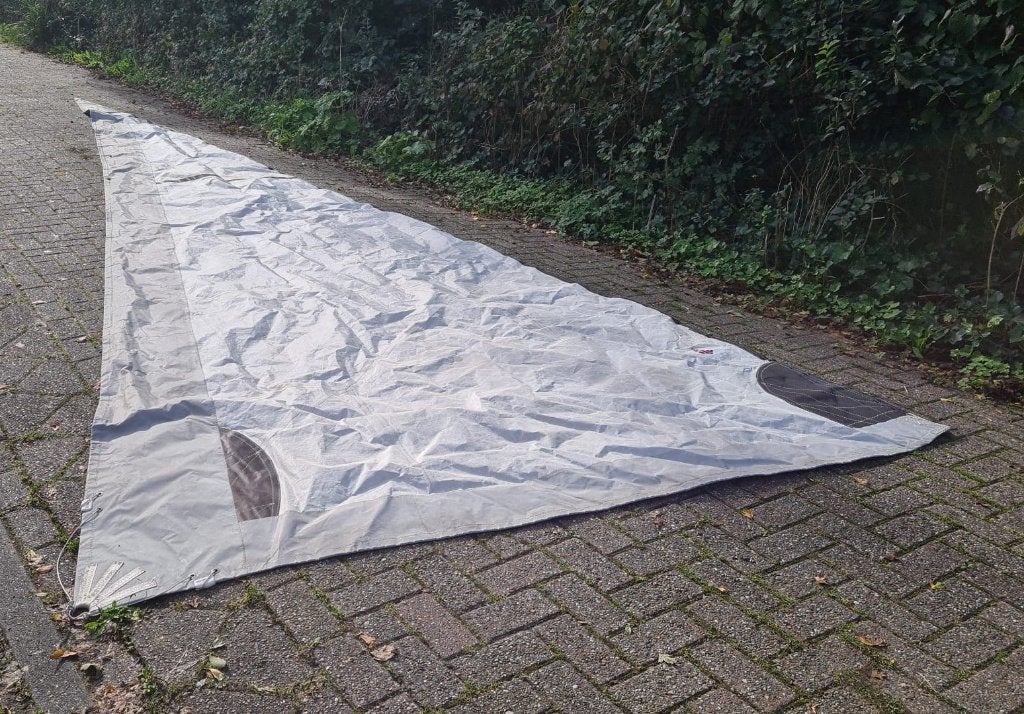 Dacron grootzeil 8.10 x 2.60 Nauticon nog zeer goed maar met, 6 meter of meer, Gebruikt, Grootzeil, 15 tot 30 m²
