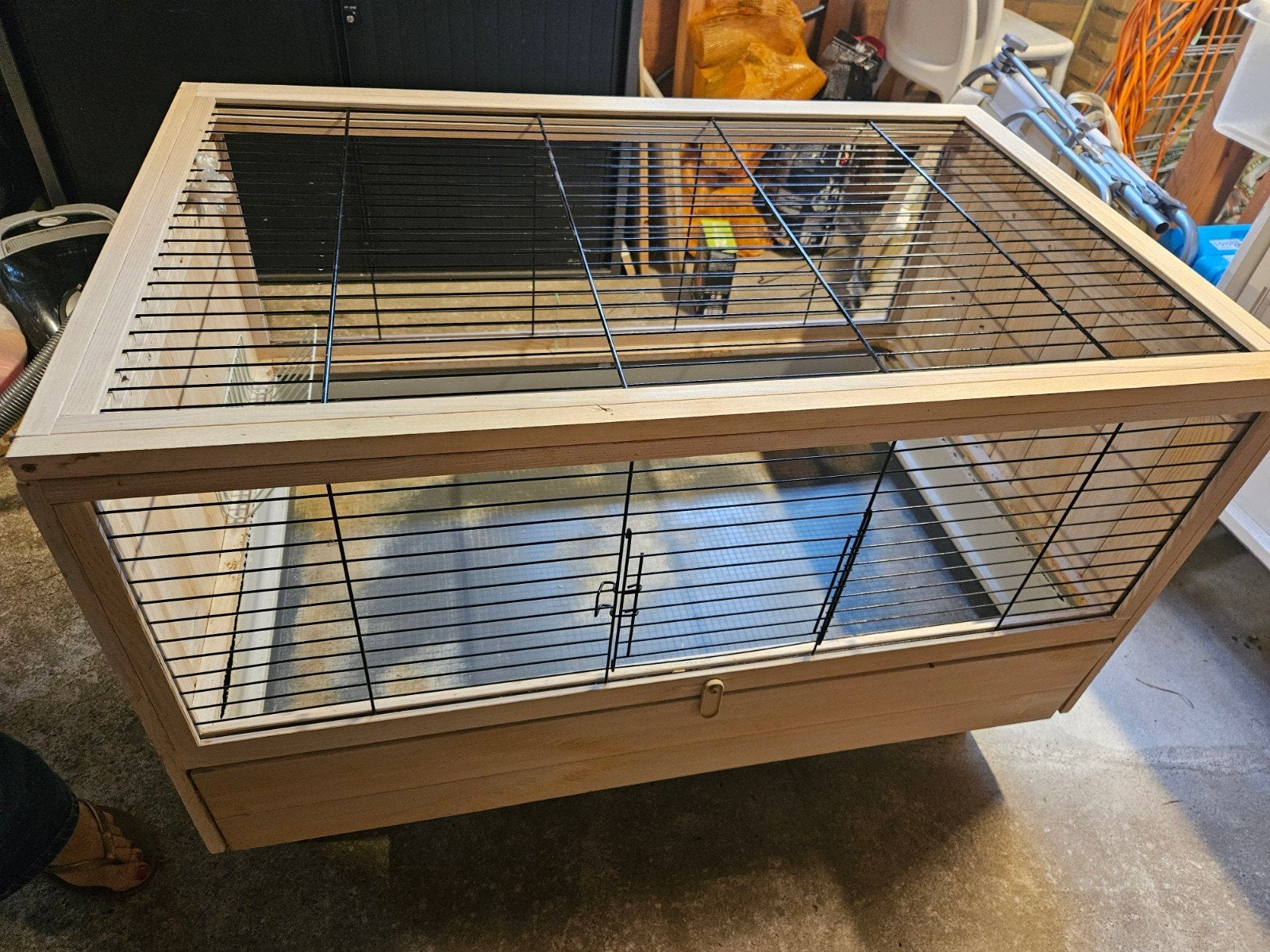 Beeztees Alby konijnenkooi of caviakooi 100x65x71 (BxDxH), Kooi, Cavia, 75 tot 110 cm, Ophalen
