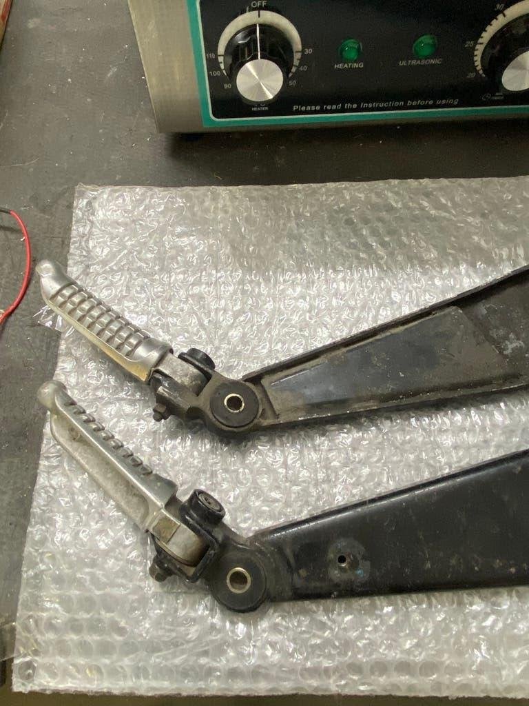 Suzuki RG500 Voetsteun achter, Ophalen of Verzenden