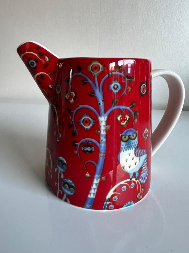 Iittala Taika Rood Pitcher Melkkan Limited Edition 0,5 L, Ophalen of Verzenden, Nieuw, Porselein, Overige typen