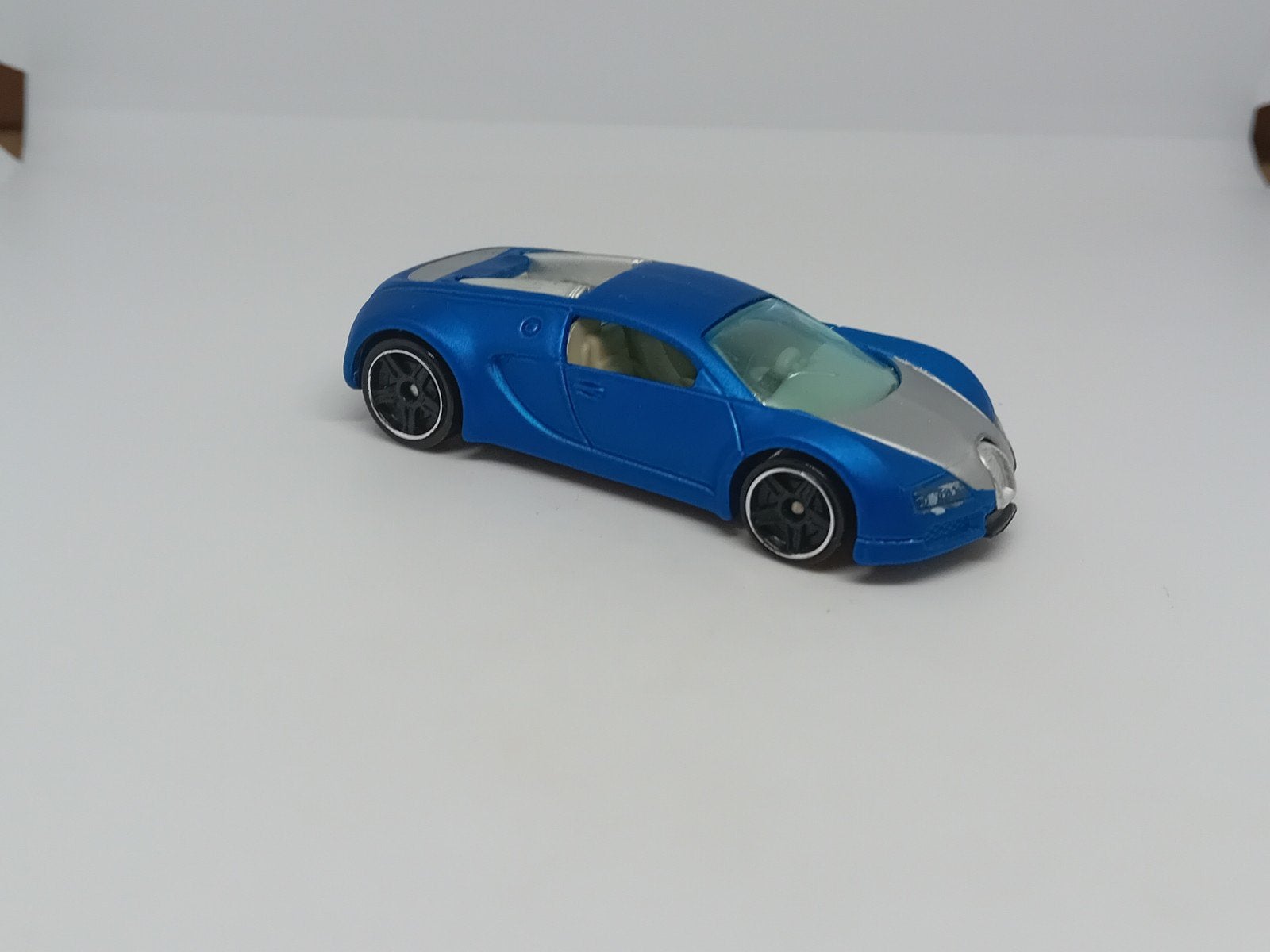Hot Wheels Bugatti Veyron, Ophalen of Verzenden, Zo goed als nieuw, Auto
