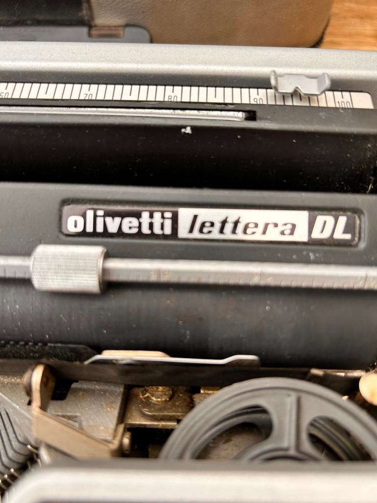 Olivetti lettera DL Typemachine, Diversen, Typemachines, Ophalen of Verzenden, Gebruikt