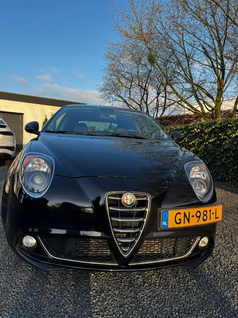 Alfa Romeo MiTo 0.9 Turbo Twinair 74KW/101PK 2015 Zwart, Auto's, Voorwielaandrijving, 101 pk, 24 km/l, Handgeschakeld
