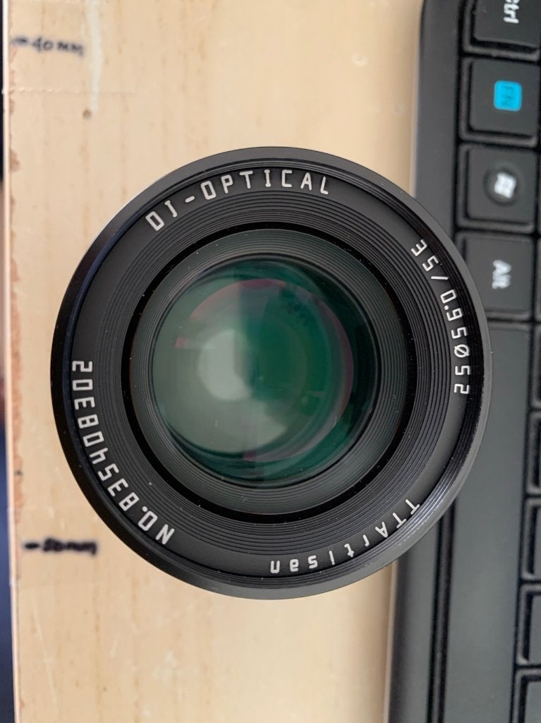 TTartisan 35mm f0.95 Sony E mount (manual) - 150eu, Ophalen, Zo goed als nieuw, Groothoeklens