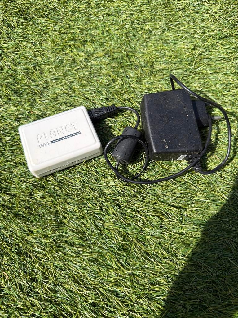 Planet PoE-injector IEEE 802.3af met adapter, Spelcomputers en Games, Spelcomputers | Nintendo Game Boy, Ophalen of Verzenden