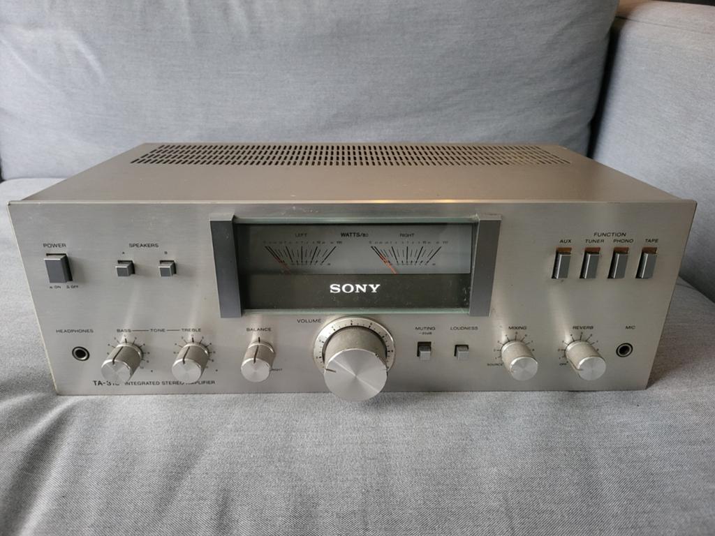 versterker

Sony TA313, Audio, Tv en Foto, Versterkers en Receivers, Ophalen, 120 watt of meer, Sony