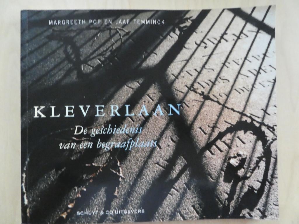 Haarlem, begraafplaats Kleverlaan, Ophalen of Verzenden, Zo goed als nieuw