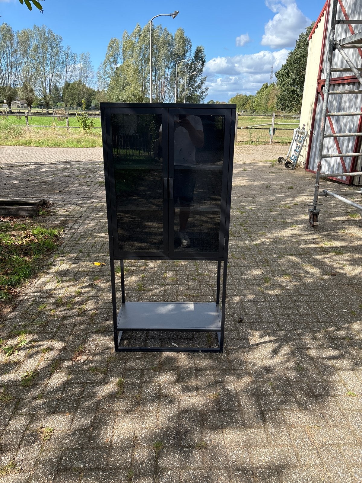 Stalen kast met glazen deuren, 150x70x35 cm, Ophalen of Verzenden, Zo goed als nieuw