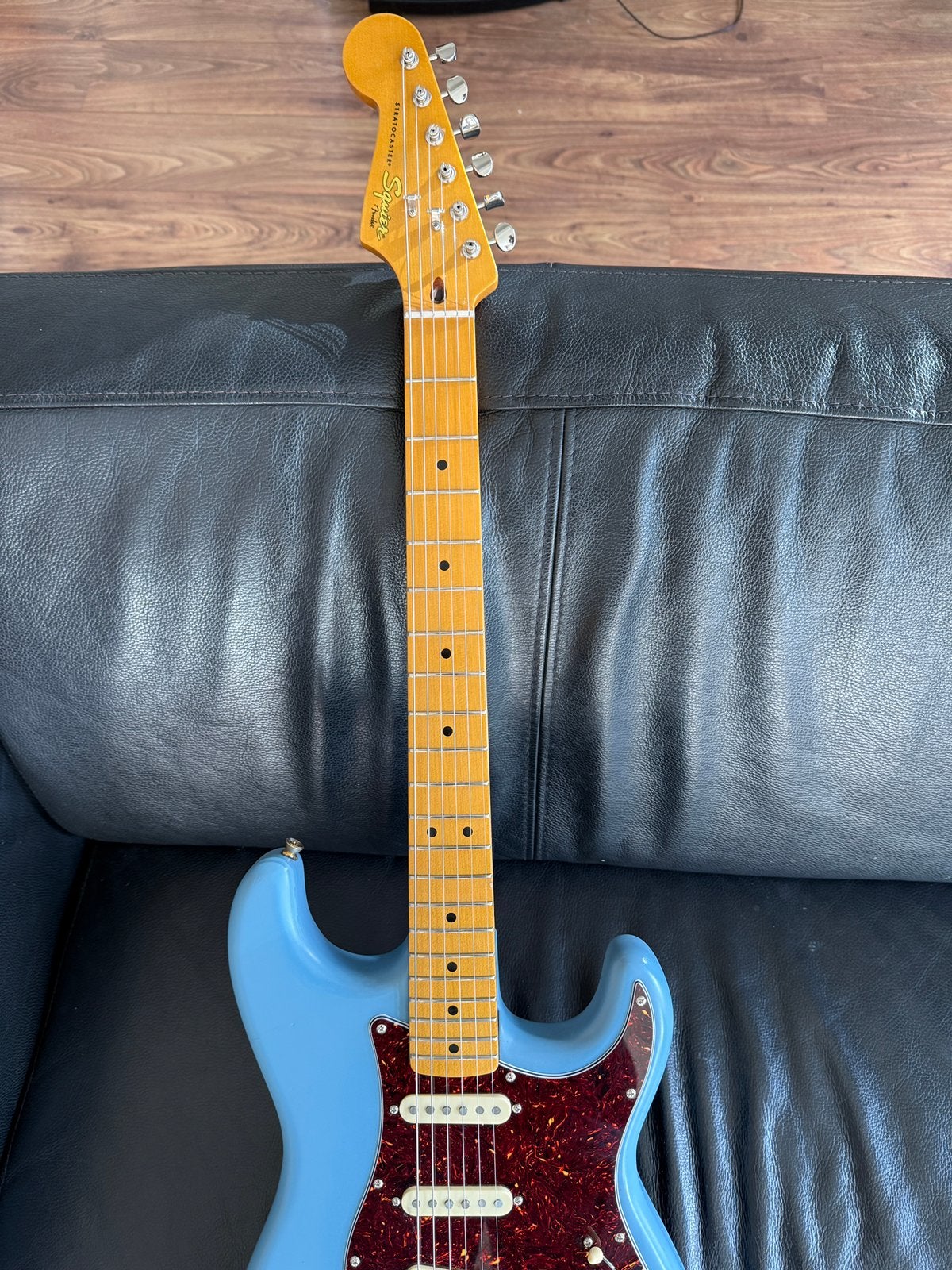 Squier statocaster, Ophalen, Zo goed als nieuw, Solid body