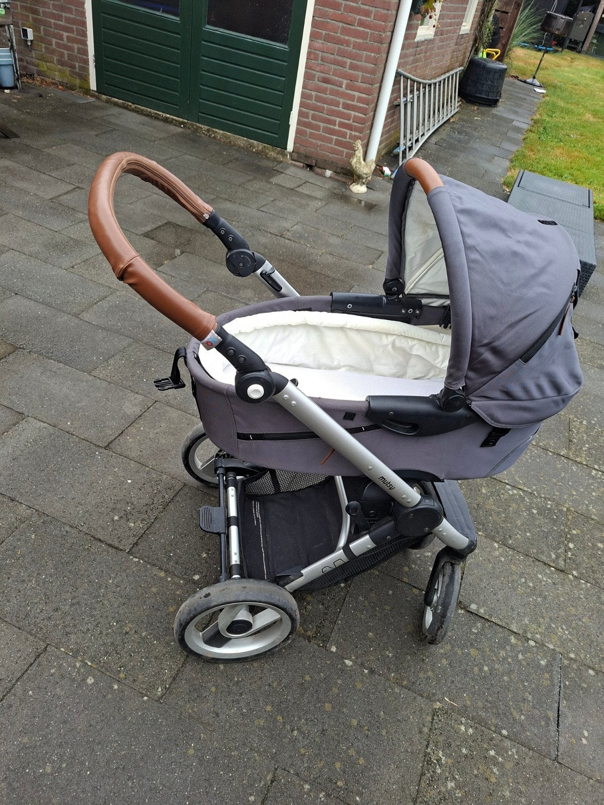 TEAB: Mutsy Evo kinderwagen met buggyzitje en reiswieg, Ophalen, Gebruikt, Combiwagen, Mutsy