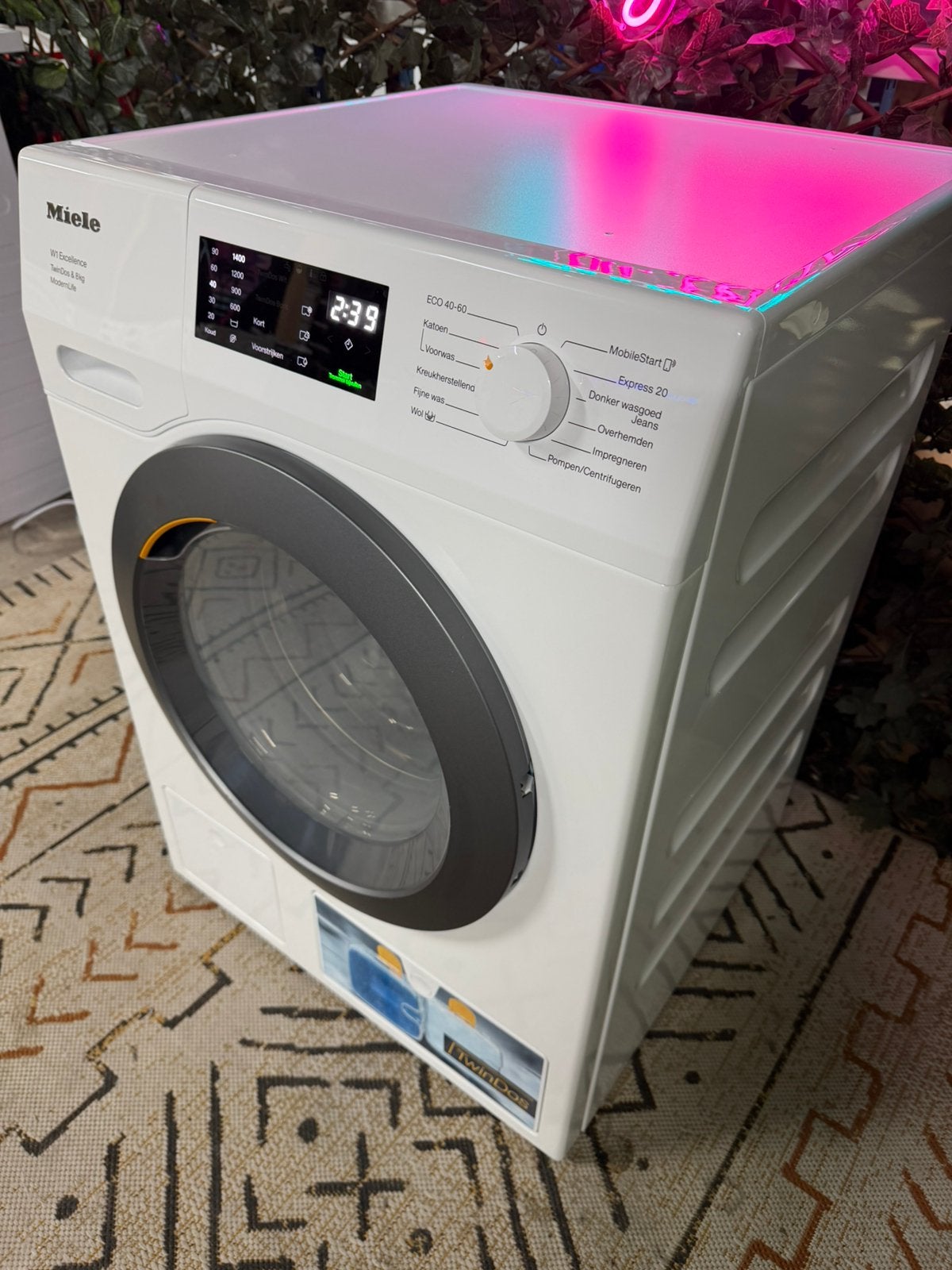 Foto 4 van Miele W1 TwinDos WiFi 8kg Wasmachine (Gratis Bezorgen)