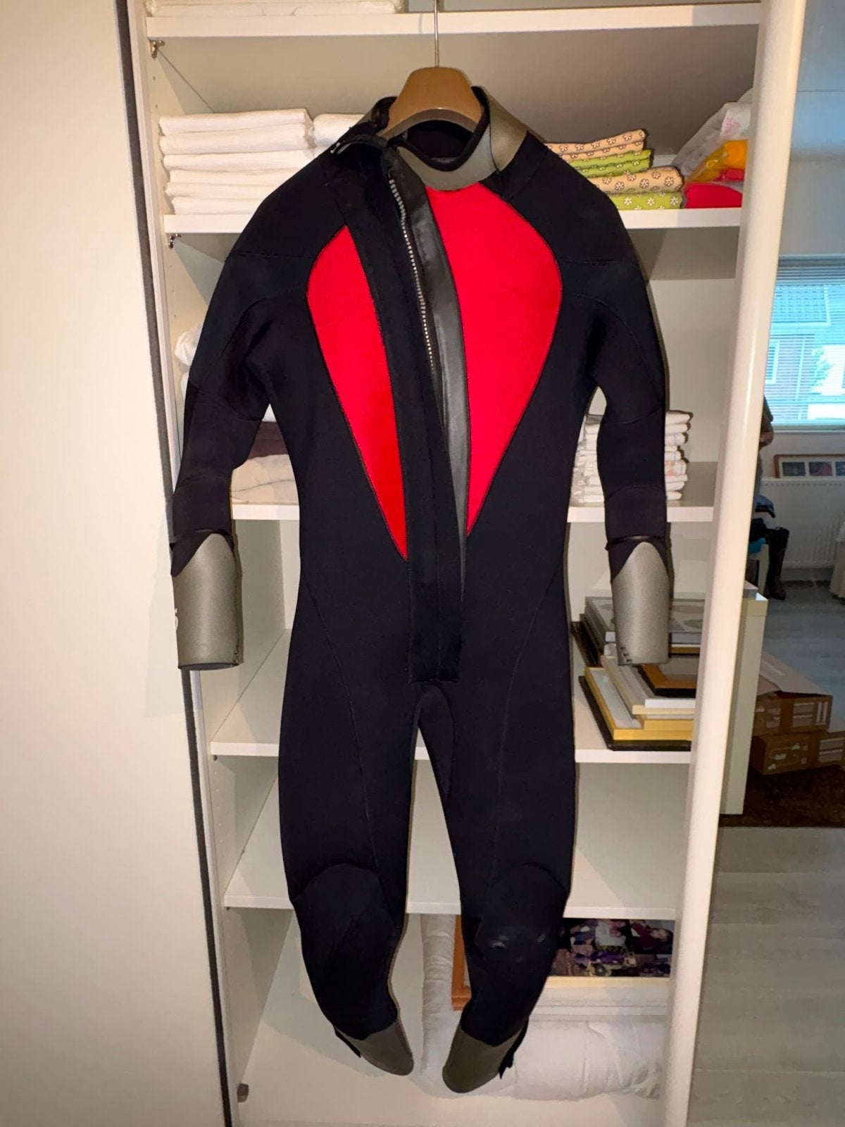 Mares duikpak - Zwart/Rood, Maat 5, Ophalen, Gebruikt, Duikpak