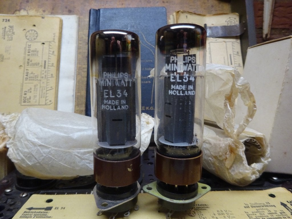 matched paartje EL34van philips miniwatt met D-D getter NOS, Ophalen of Verzenden, Versterker