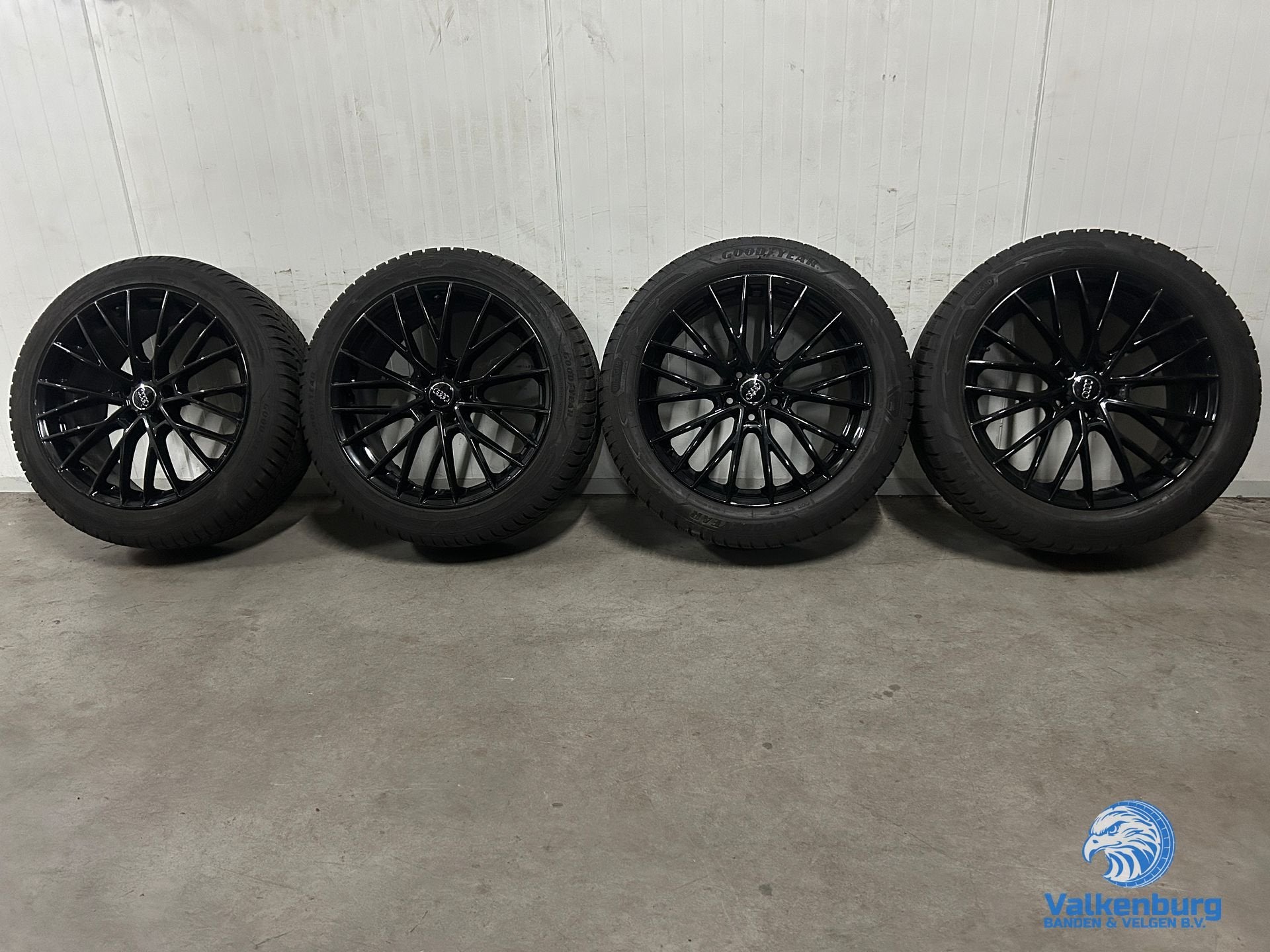 9mm! VW ID.4 ID.5 20 inch zwarte velgen 5x112 winterbanden 2, Auto-onderdelen, Gebruikt, -, -, Banden en Velgen