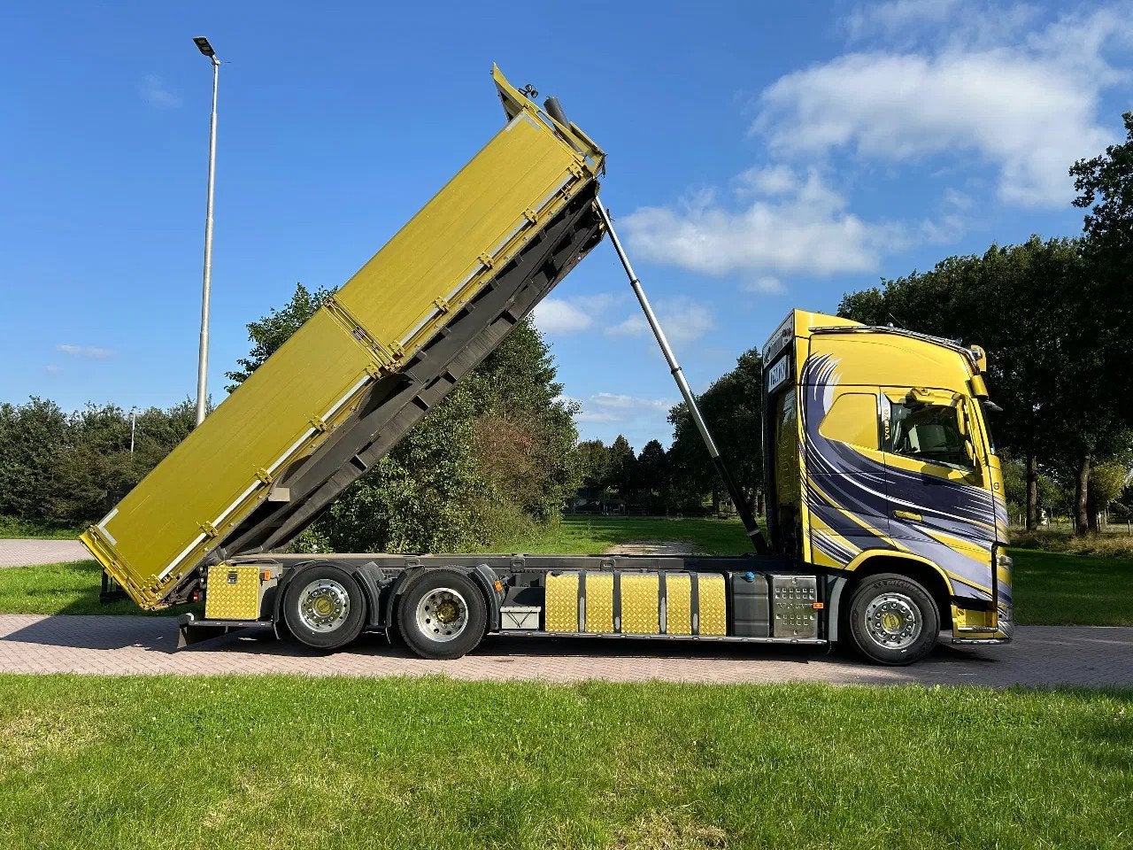Volvo FH 520 multitransporter kipper / tipper full options, Auto's, Automaat, Euro 5, Bedrijf, Diesel