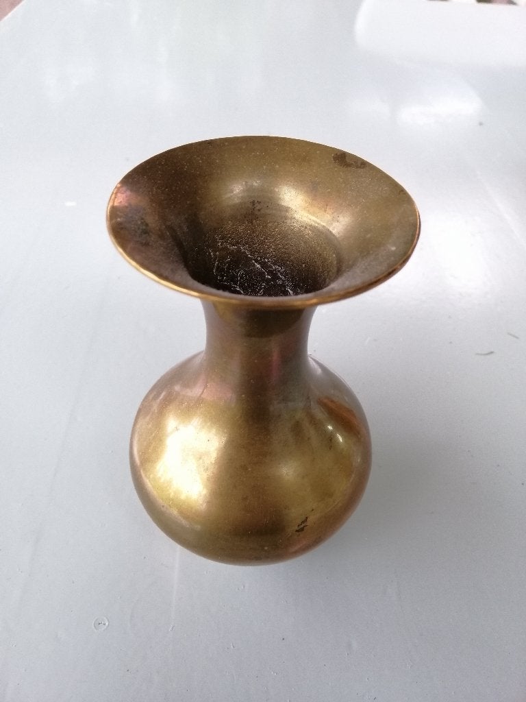 Antieke koperen vaas. Diameter: 6cm. Hoogte: 11cm., Antiek en Kunst, Antiek | Vazen, Ophalen of Verzenden