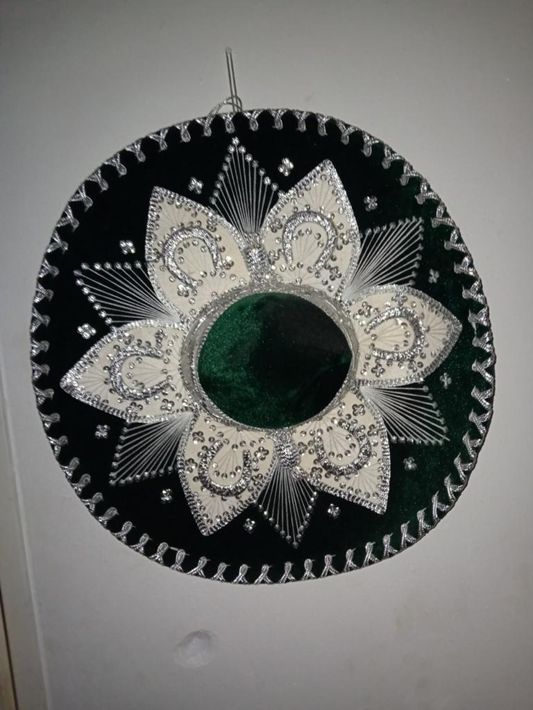 Echte authentieke mexicaanse sombrero hoed, Ophalen of Verzenden, Zo goed als nieuw