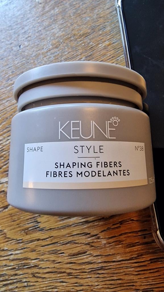 Gezocht Keune shaping fibers., Ophalen of Verzenden, Zo goed als nieuw, Gehele gezicht