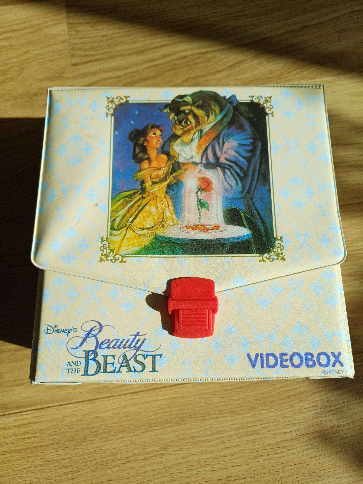 Vintage Belle en het Beest videobox, Ophalen of Verzenden, Assepoester of Belle, Zo goed als nieuw