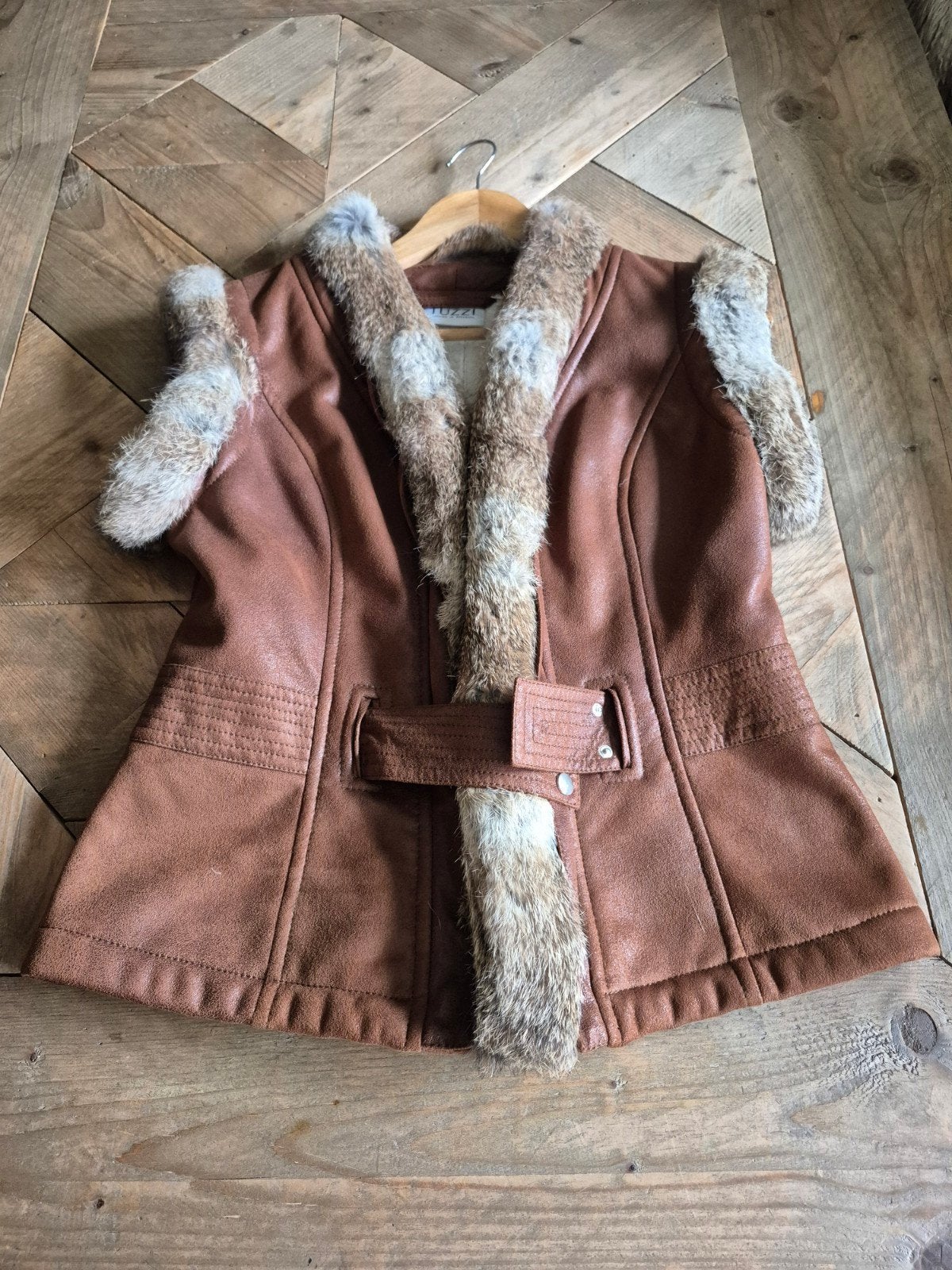 Tuzzi Bodywarmer met konijnenbont., Kleding | Dames, Tuzzi, Ophalen of Verzenden, Zo goed als nieuw, Bruin