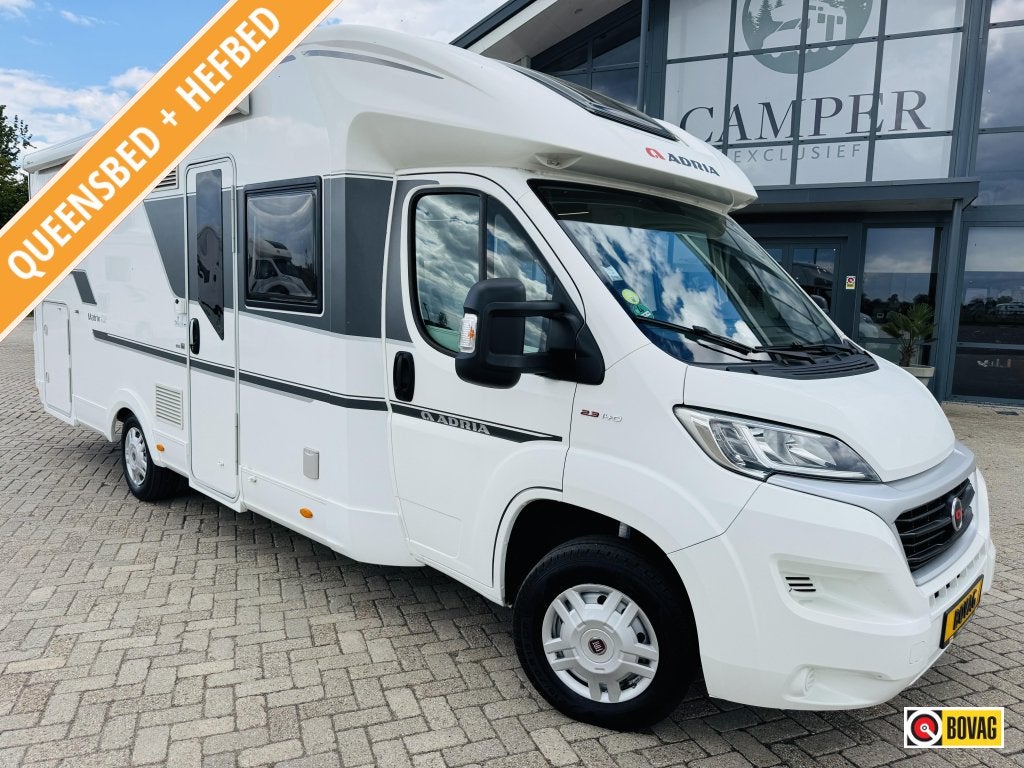 Adria Matrix Plus 670 DC Queensbed Hefbed Omvormer 2021, Afzuigkap, Bedrijf, Stra?ka cesta 50, 8000 Novo mesto, Slovenië, Adria