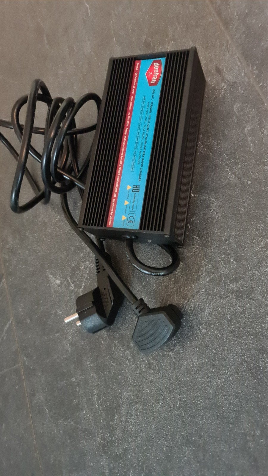 Tekoop,  Doohan ilark accu lader, Ophalen of Verzenden, Zo goed als nieuw, Elektrische step (E-scooter)