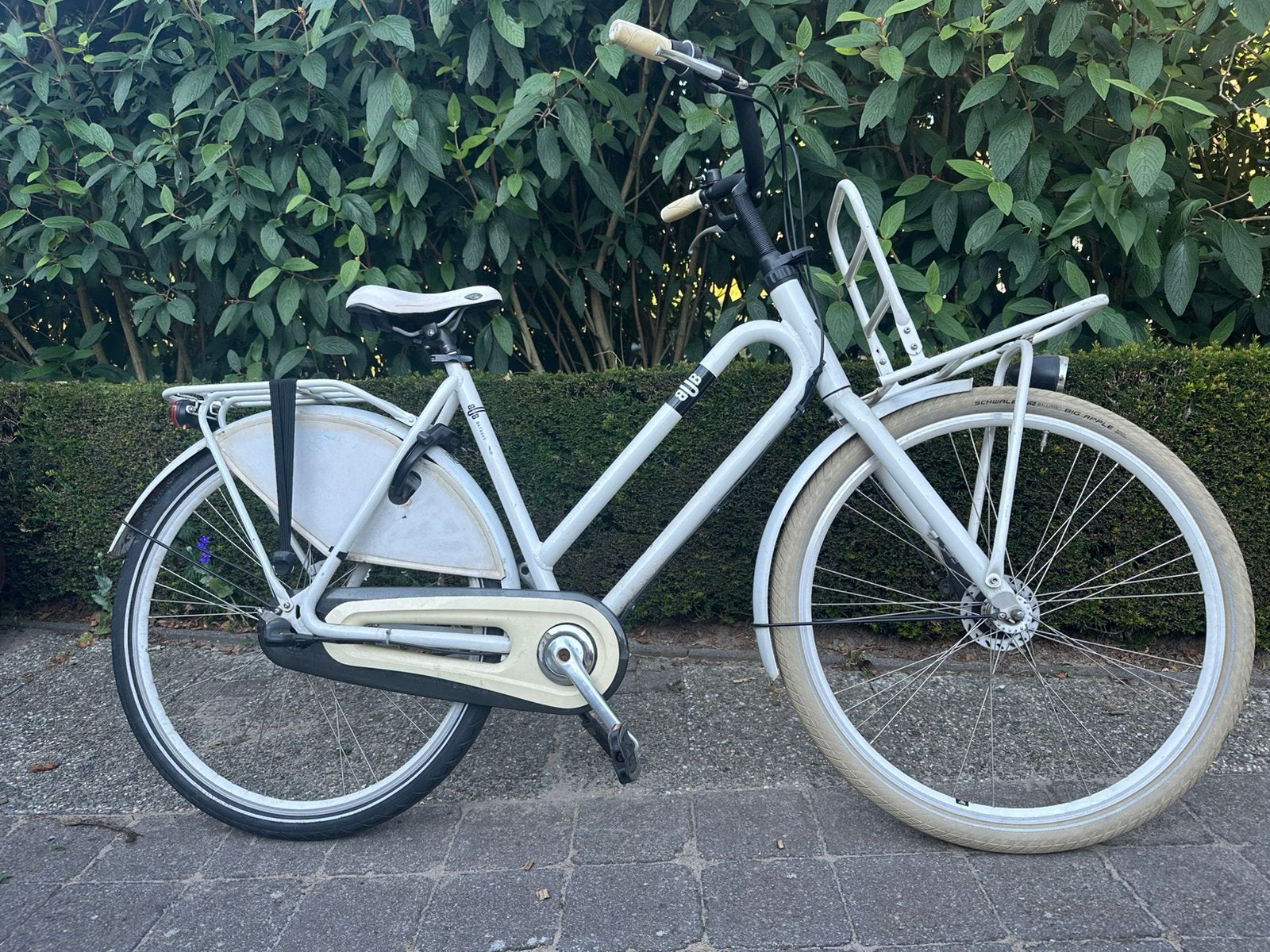 Batavus dames fiets omafiets 28 inch 3 versnellingen kratrek, Ophalen, Gebruikt, Versnellingen, Batavus