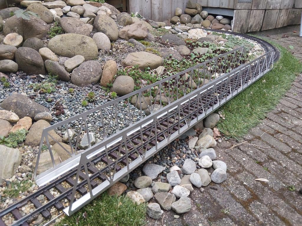 RVS tuinbaan brug, Hobby en Vrije tijd, Modeltreinen | Overige schalen, Ophalen of Verzenden, Gelijkstroom of Wisselstroom, Brug, Tunnel of Gebouw