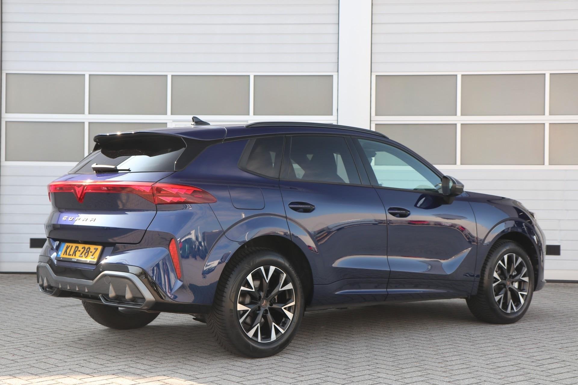 CUPRA Terramar 1.5 TSI 204pk e-Hybrid Business | Navigatie |, Auto's, 12 maanden, 1798 kg, 4 cilinders, Alcantara