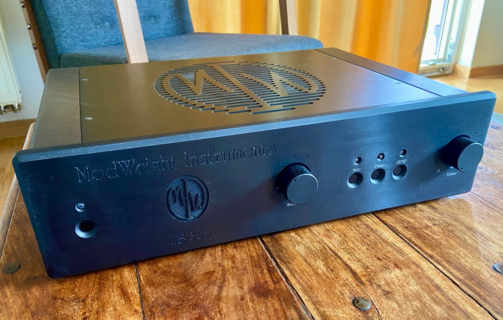 ModWright Instruments LS 36.5 Tube Linestage Voorversterker, Overige merken, Ophalen of Verzenden, Zo goed als nieuw, Minder dan 60 watt