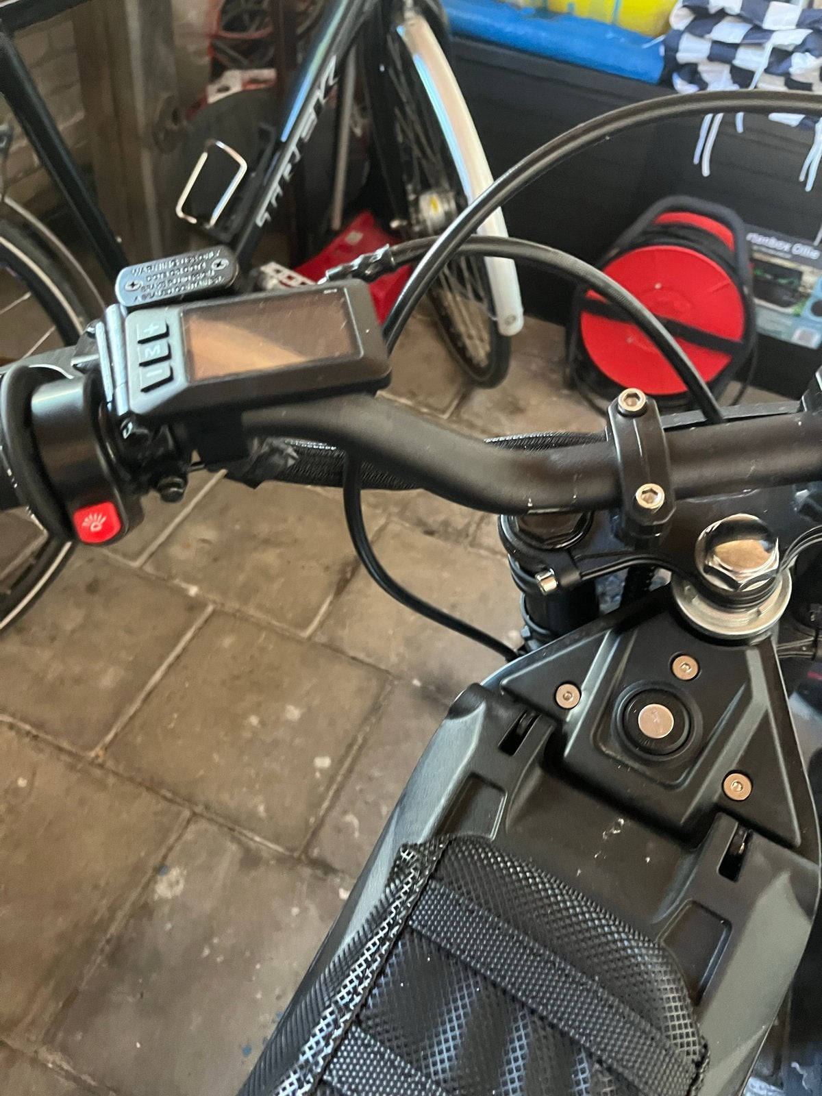Sur-Ron Light Bee X Elektrische Dirtbike, Ophalen of Verzenden, Zo goed als nieuw, Schijfrem, Dirtbike