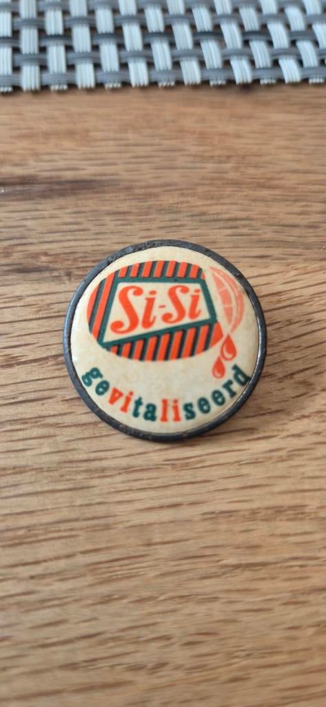 Zeer oude SiSi button, Ophalen of Verzenden, Overige onderwerpen