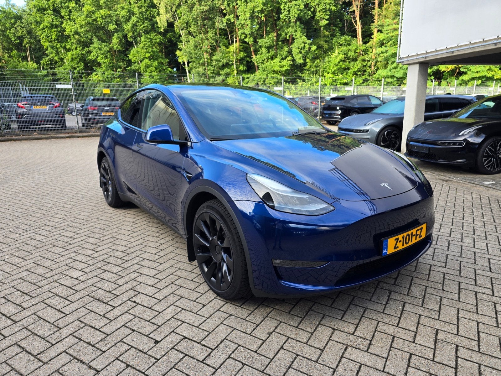 Tesla Model Y Long Range AWD 2024 – NL Auto – Boost optie, Auto's, Tesla, Particulier, Model Y, Elektrisch, SUV of Terreinwagen