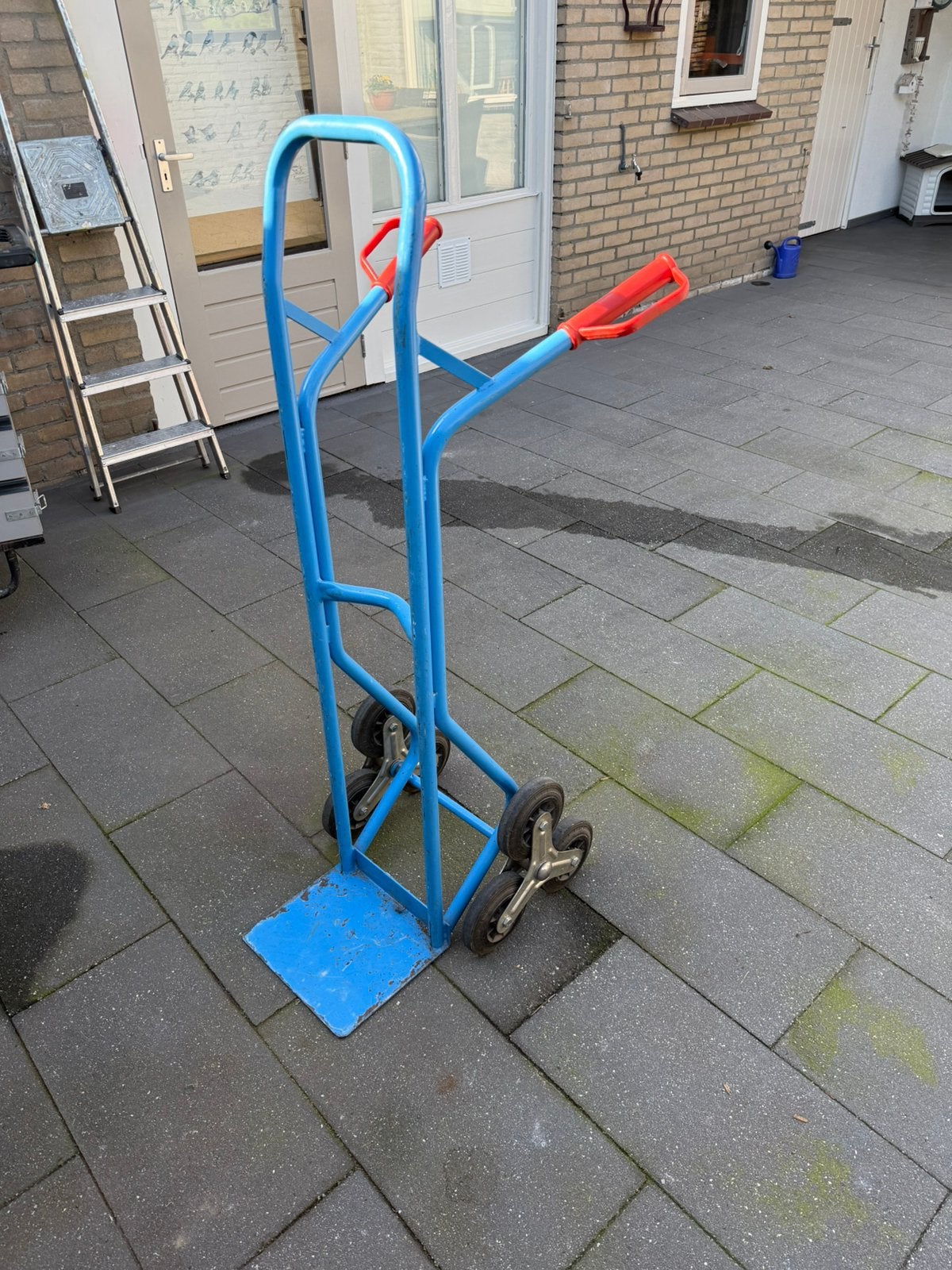 Steekwagen (fijn voor trappen), 60 tot 80 liter, Ophalen, Zo goed als nieuw, Steekwagen