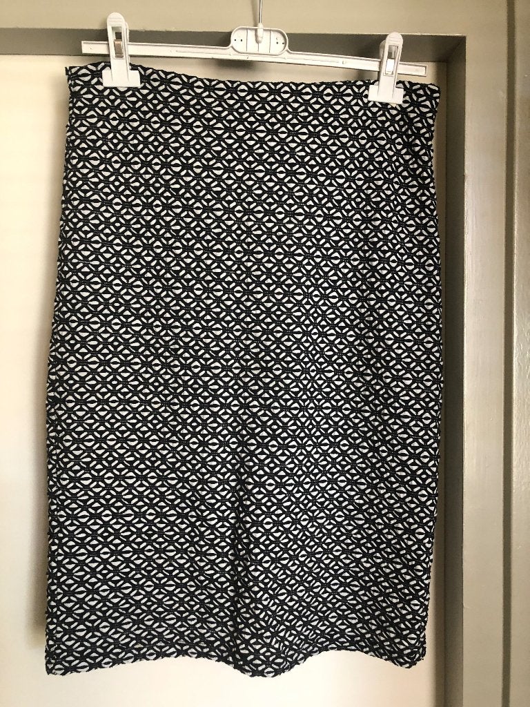 rok Pull&Bear 40 zwart/creme, Maat 38/40 (M), Zwart, Ophalen of Verzenden, Zo goed als nieuw