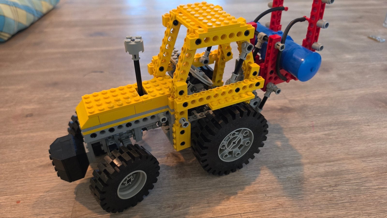 LEGO Technic 8849 Tractor met spuitmachine, Gebruikt, Lego, Ophalen of Verzenden, Complete set