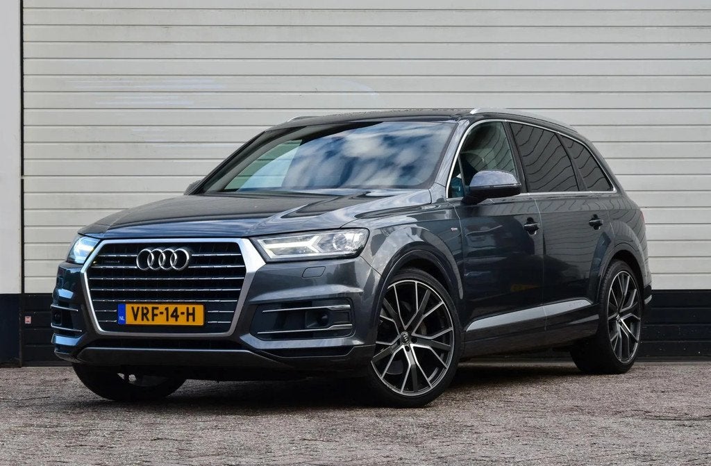 Audi Q7 3.0 TDI * GRIJS KENTEKEN * TREKHAAK *, Gebruikt, 2117 kg, Leder, Bedrijf